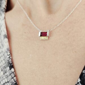 Baguette Pendant – Garnet and Gold