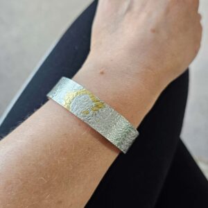 Wide Lace Cuff