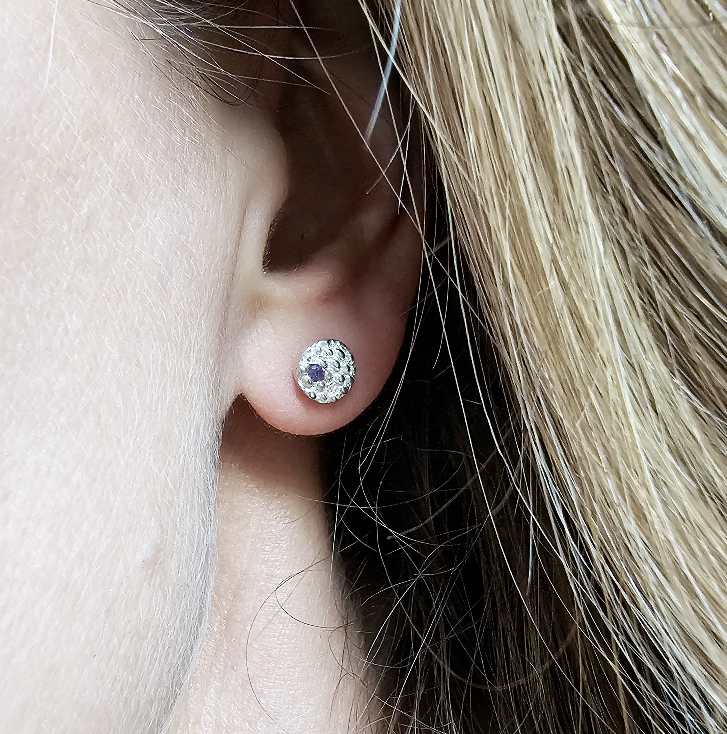 Champagne bubbles amethyst studs