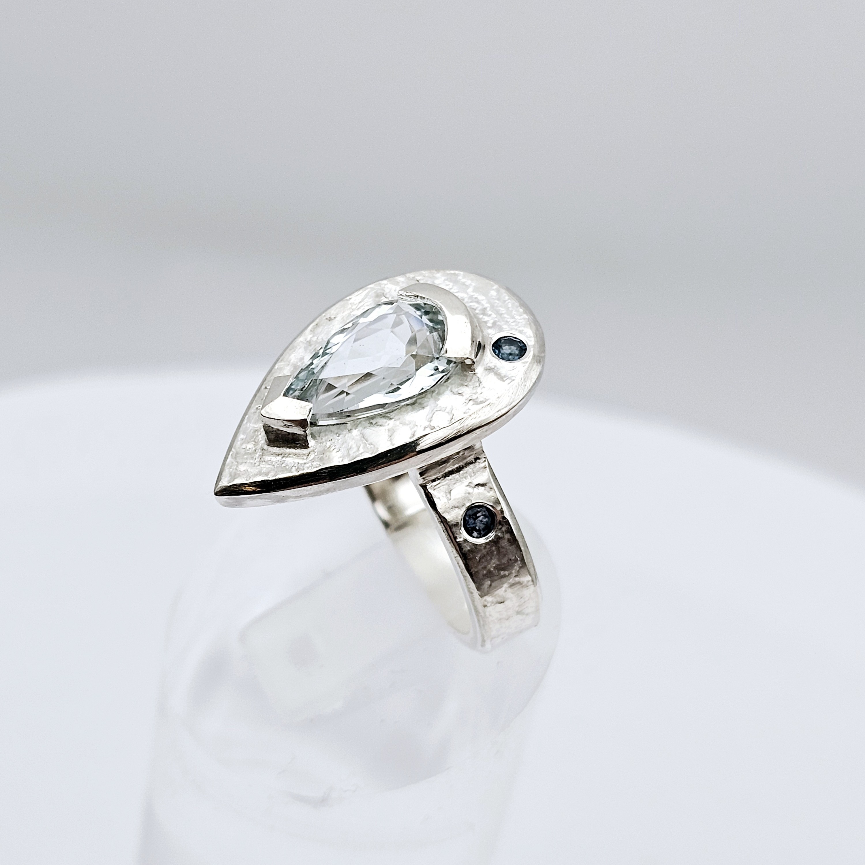 ‘Make it a pear!’ ring