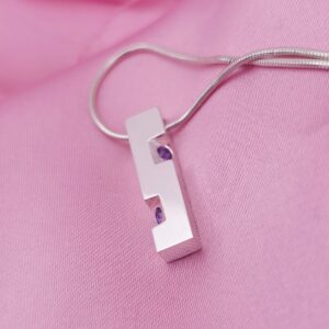 ‘On the Edge’ pendant